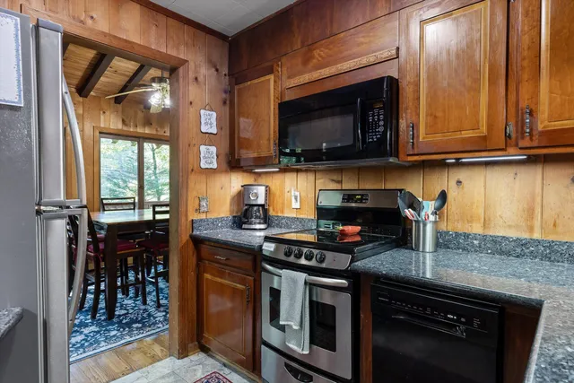 $2,750 | 629 Parsons Lane, Signal Mountain, TN 37377