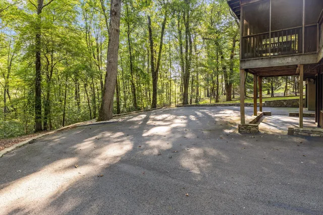 $2,750 | 629 Parsons Lane, Signal Mountain, TN 37377