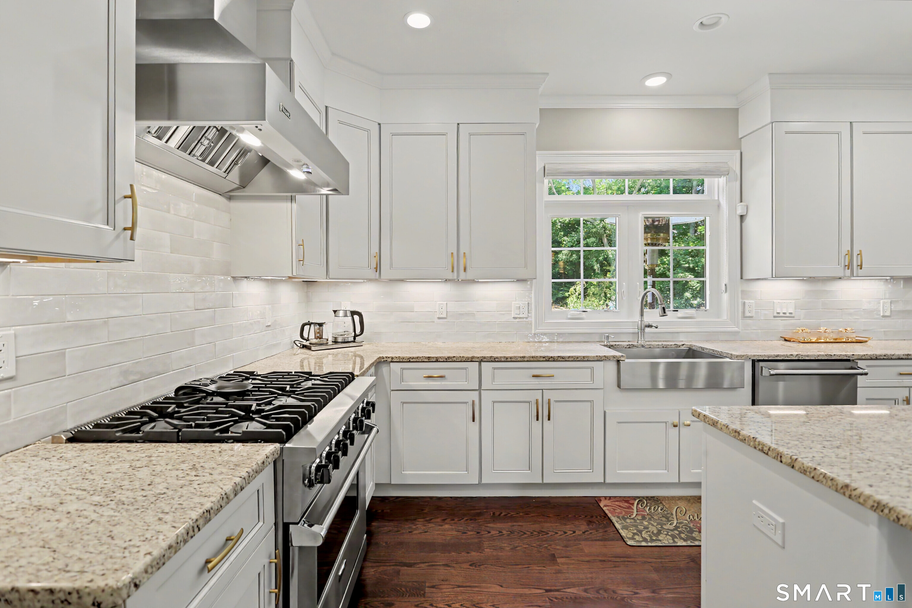 73 Candlewood Road Orange, CT 06477 - Photo 9 of 39
