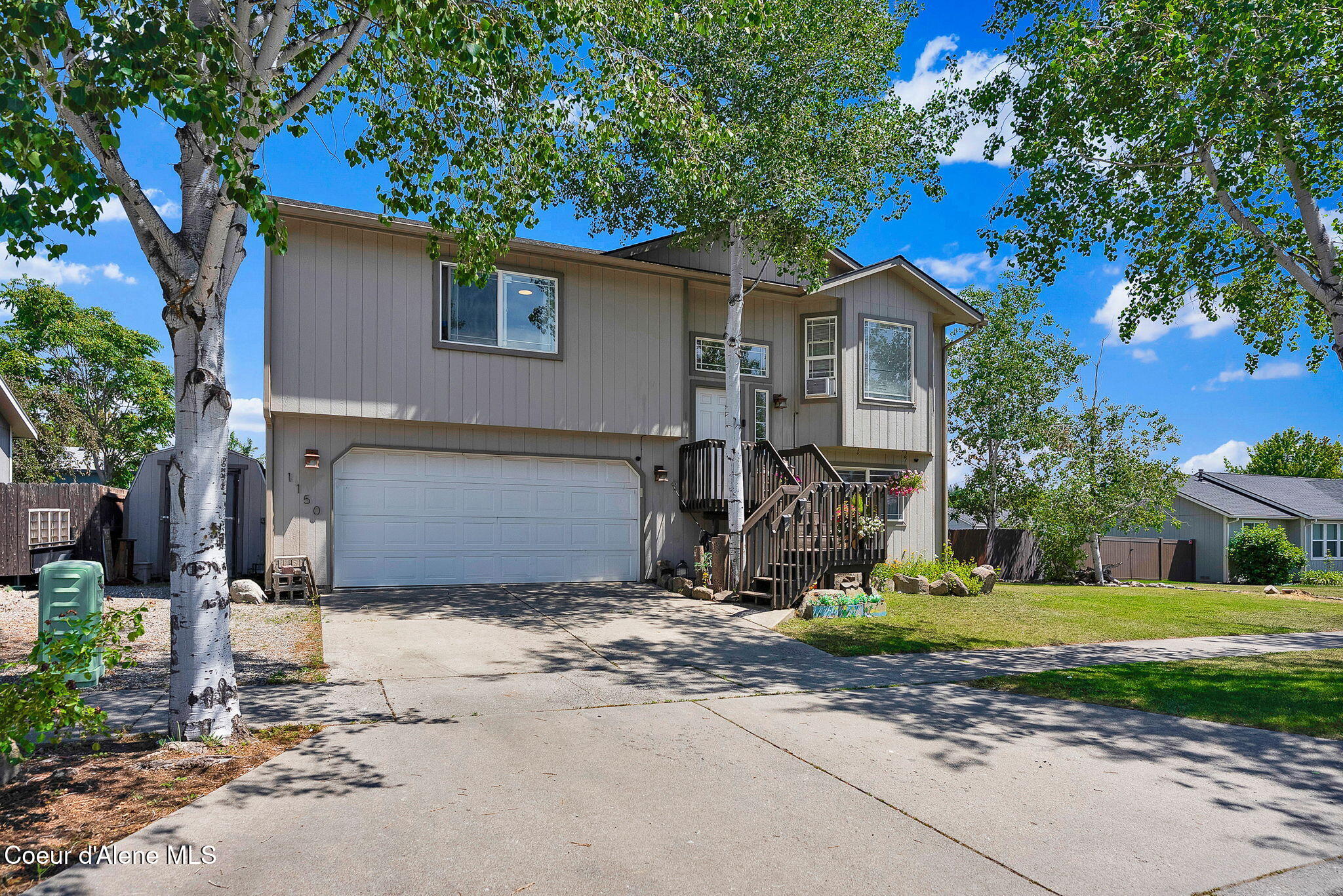 1150 North Townsend Loop Post Falls, ID 83854 - Photo 5 of 59 Front of House