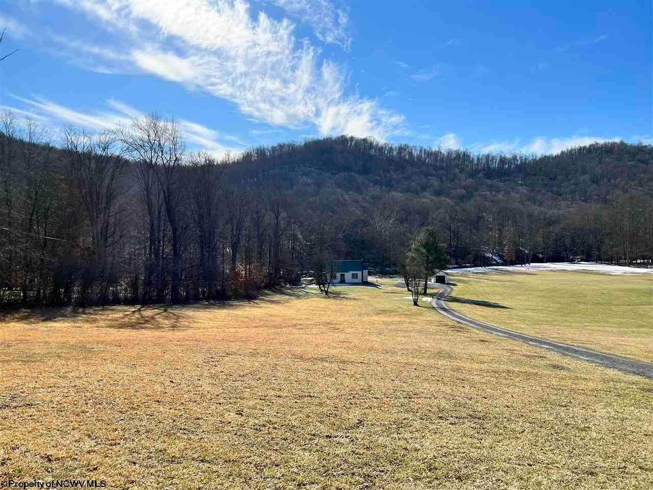 3698 Country Club Road Grafton, WV 26354 - Photo 6 of 30 Gallery Image 6