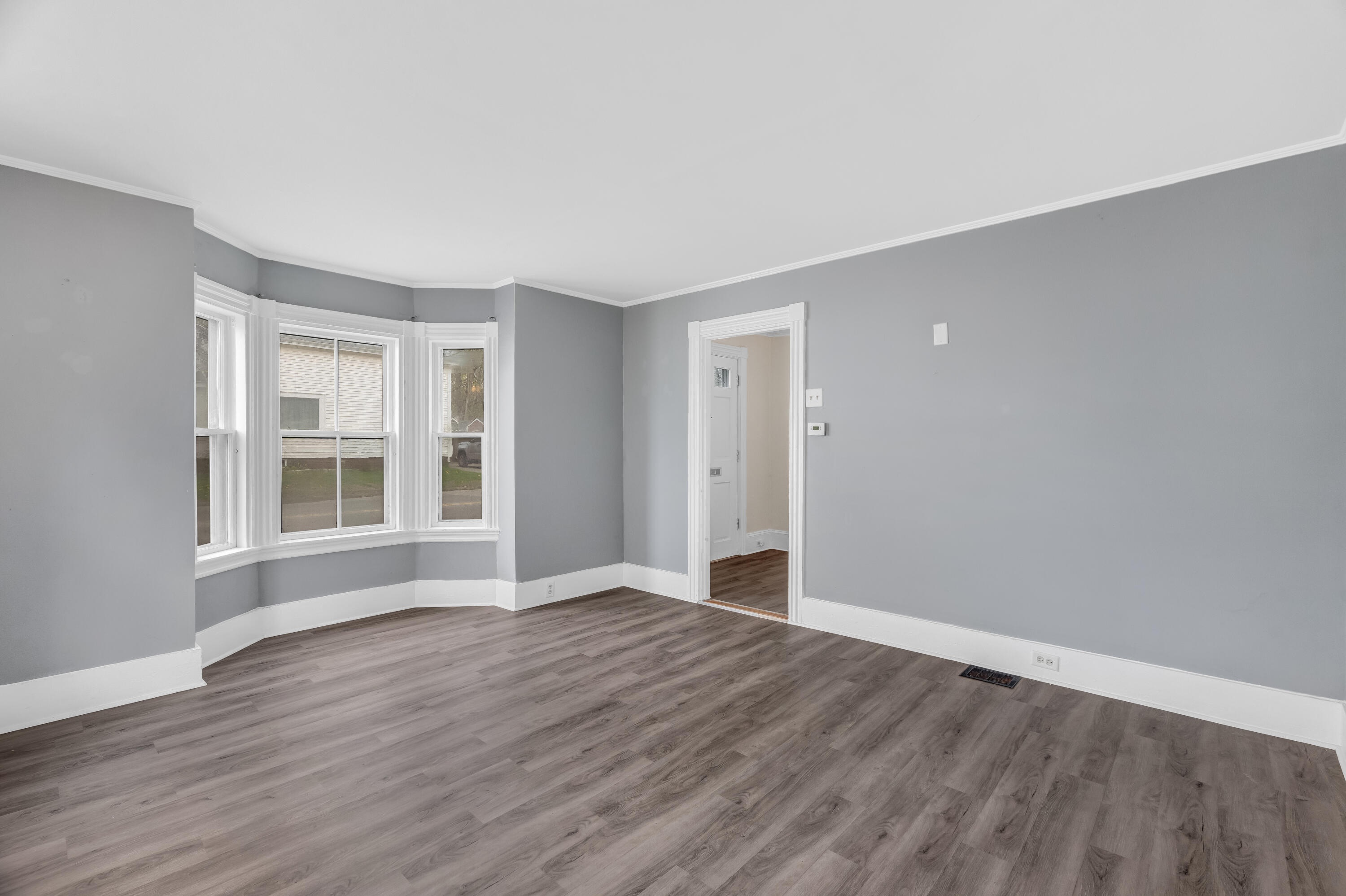 25 Pendleton Street Brewer, ME 04412 - Photo 11 of 46 Living room