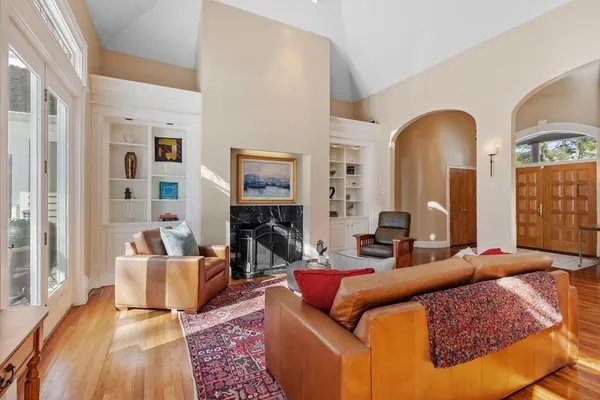 $1,749,000 | 2 Duston Lane, Acton, MA 01720