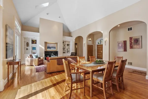 $1,749,000 | 2 Duston Lane, Acton, MA 01720