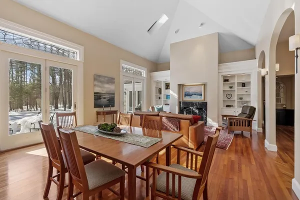 $1,749,000 | 2 Duston Lane, Acton, MA 01720