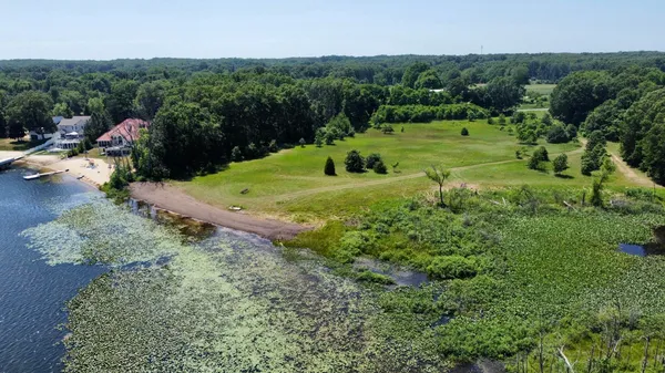 $2,000,000 | 1 South 3rd Street, Mattawan, MI 49071