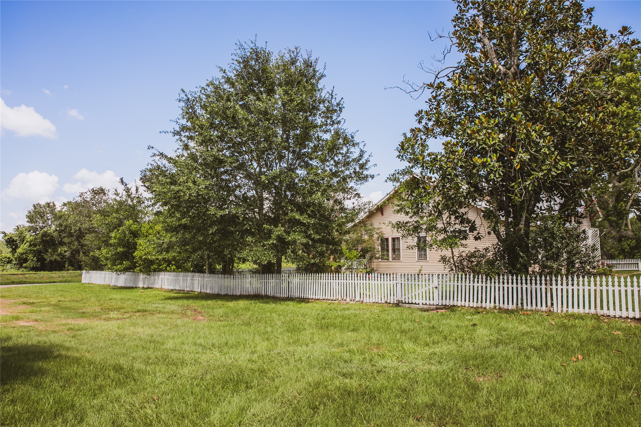 10753 Track Road Cat Spring, TX 78933 - Photo 40 of 40