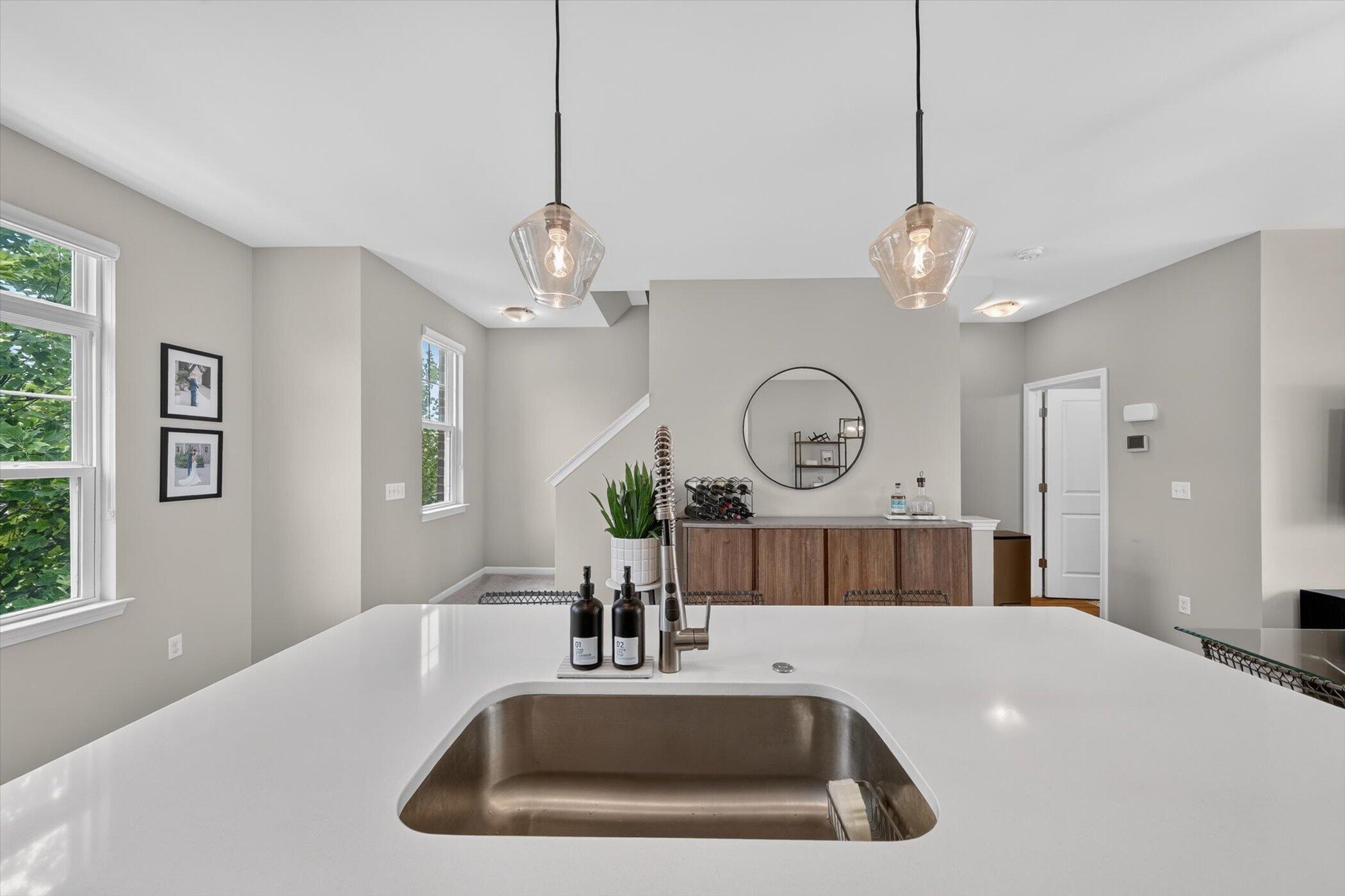 2500 Normandy Road, Unit 67 Royal Oak, MI 48073 - Photo 13 of 28 16-2500-Normandy-Rd-#67-WindowStill-Phot