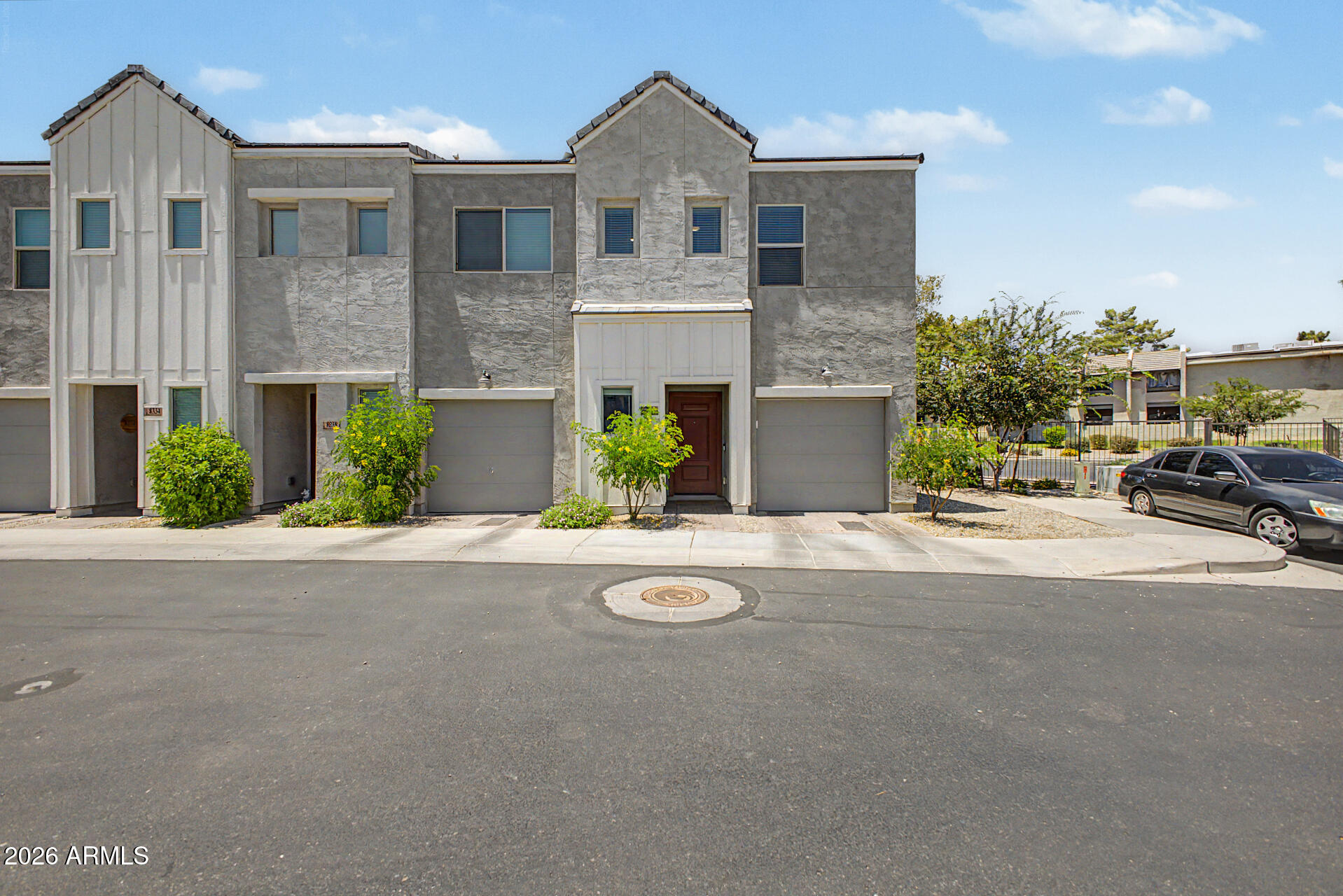 8342 North 22nd Lane Phoenix, AZ 85021 - Photo 2 of 34