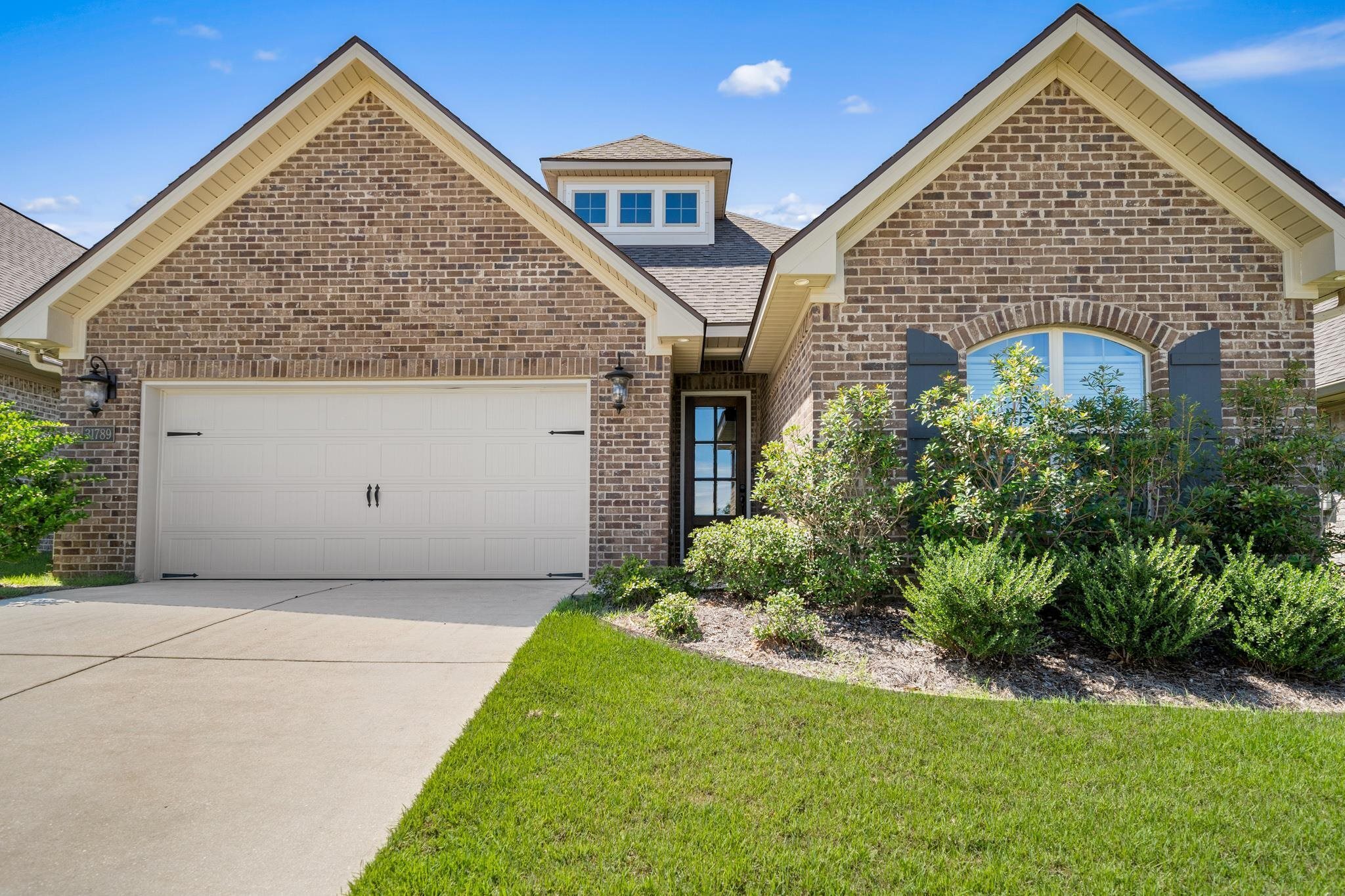 31789 Canopy Loop Daphne, AL 36527 - Photo 1 of 26 Main View