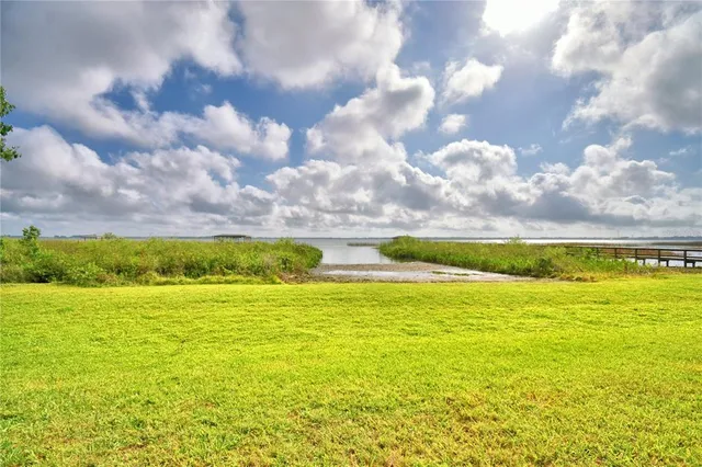 $750,000 | 329 Hamilton Shores Drive Northeast, Winter Haven, FL 33881