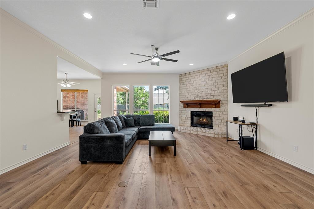5612 Plantation Drive Waco, TX 76708 - Photo 4 of 40