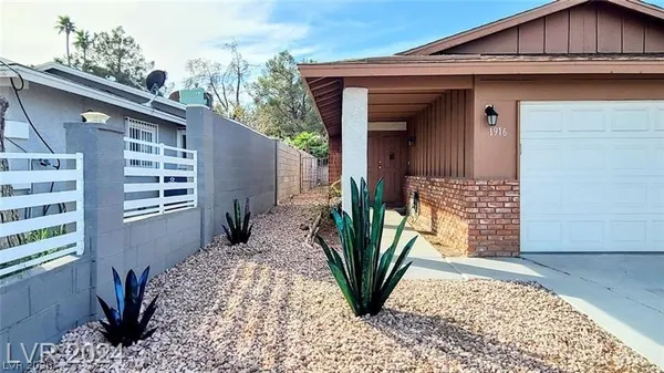 $384,000 | 1916 Cameron Street, Las Vegas, NV 89102