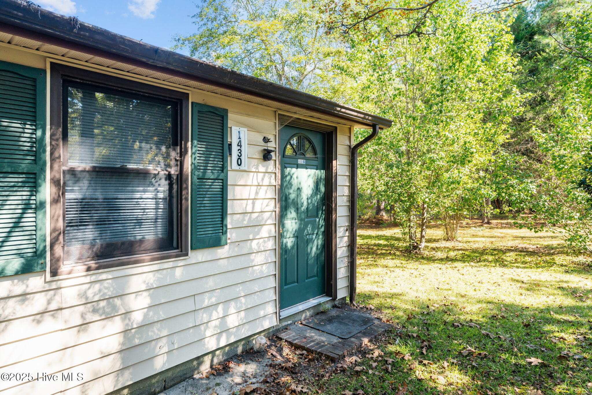 1430 Cypress Church Road Cameron, NC 28326 - Photo 9 of 54 1-web-or-mls-DSC01849