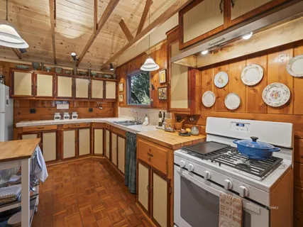 $440,000 | 53241 Middleridge Drive, Idyllwild, CA 92549