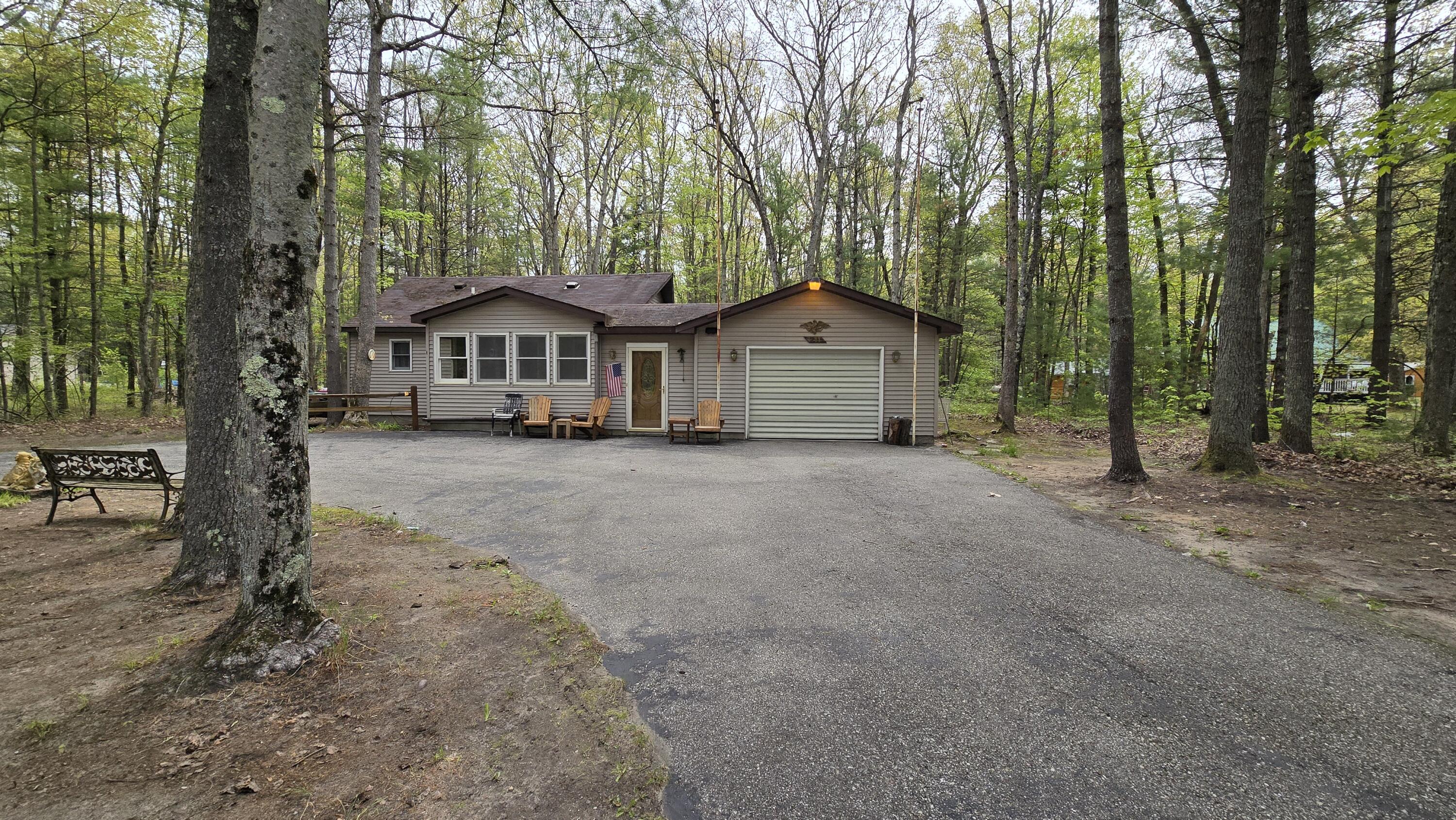 211 Skocelas Road North Manistee, MI 49660 - Photo 1 of 31 211 Skocelas