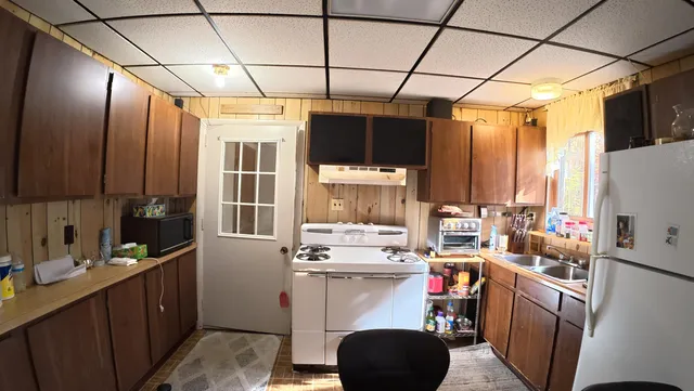 $110,000 | 211 Skocelas Road North, Manistee, MI 49660