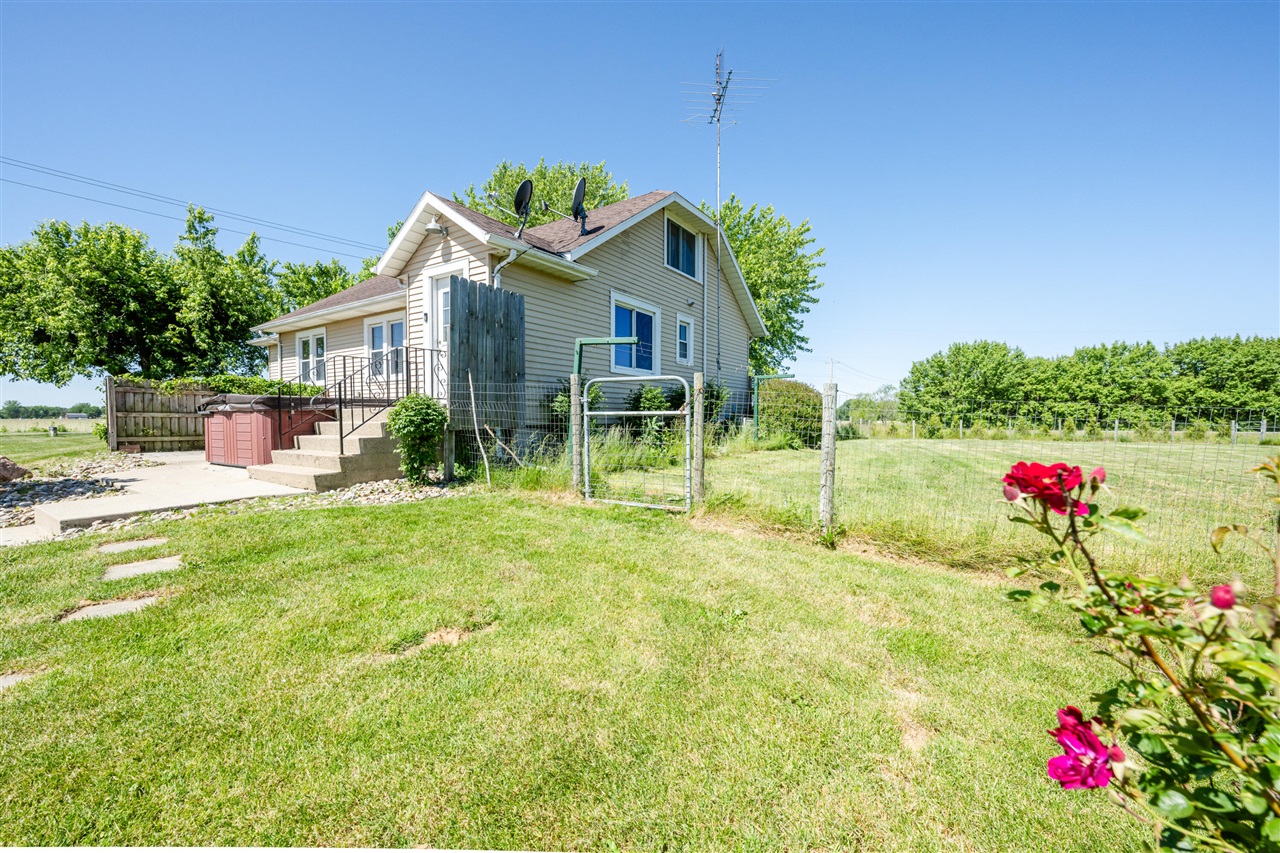 887 West Hinchman Road Baroda, MI 49101 - Photo 32 of 56