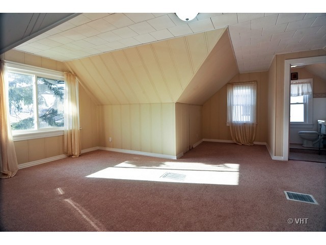 3739 Wisconsin Avenue Berwyn, IL 60402 - Photo 5 of 10