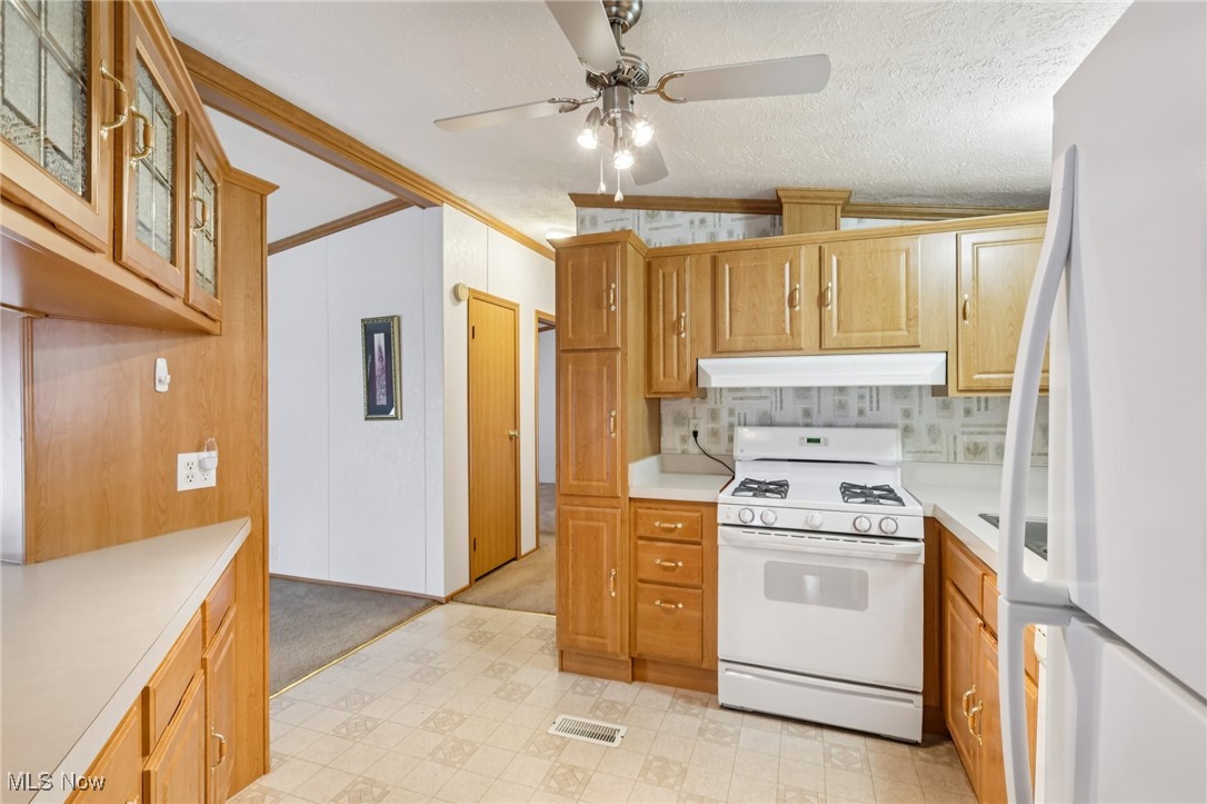 18592 Edwards Road, Unit 243 Doylestown, OH 44230 - Photo 15 of 37 Gallery Image 15