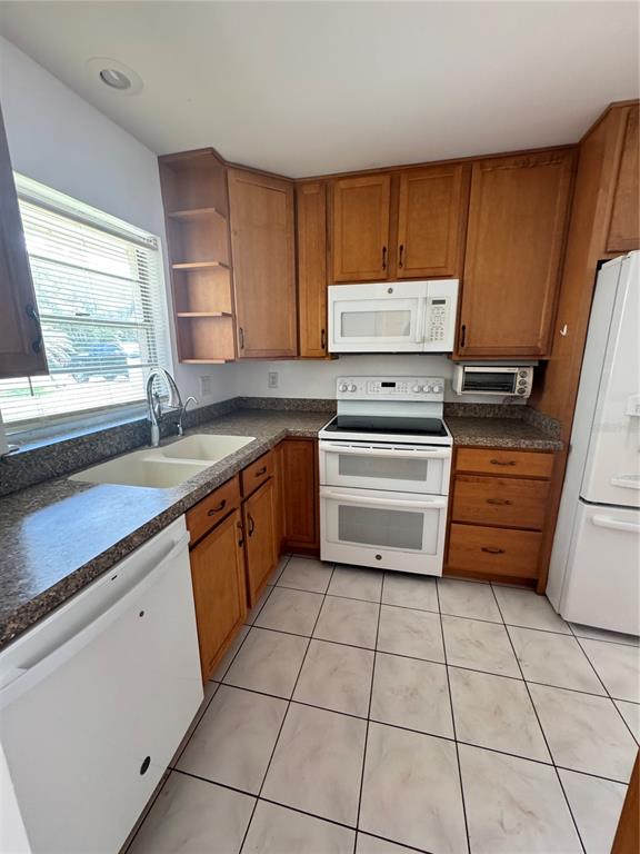 427 Greenfield Road Winter Haven, FL 33884 - Photo 3 of 19
