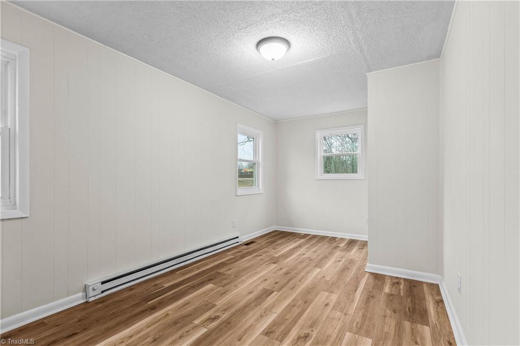 2043 Bishop Road Greensboro, NC 27406 - Photo 12 of 15