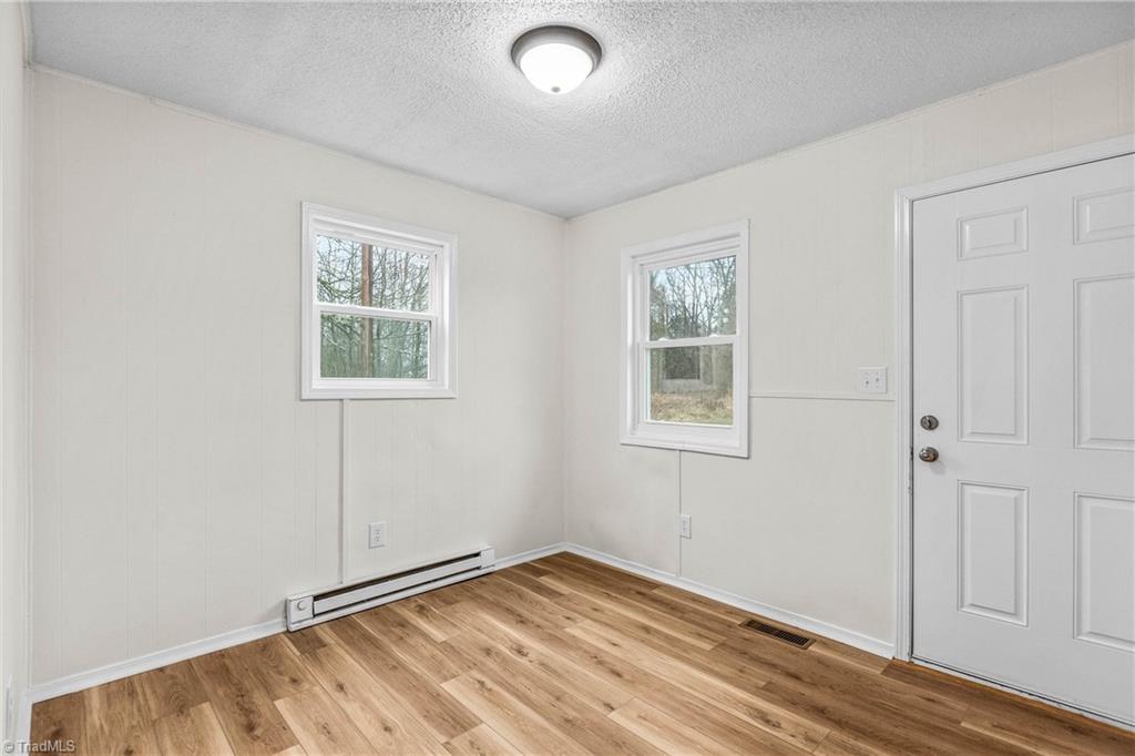 2043 Bishop Road Greensboro, NC 27406 - Photo 3 of 15