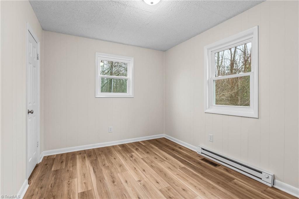 2043 Bishop Road Greensboro, NC 27406 - Photo 9 of 15