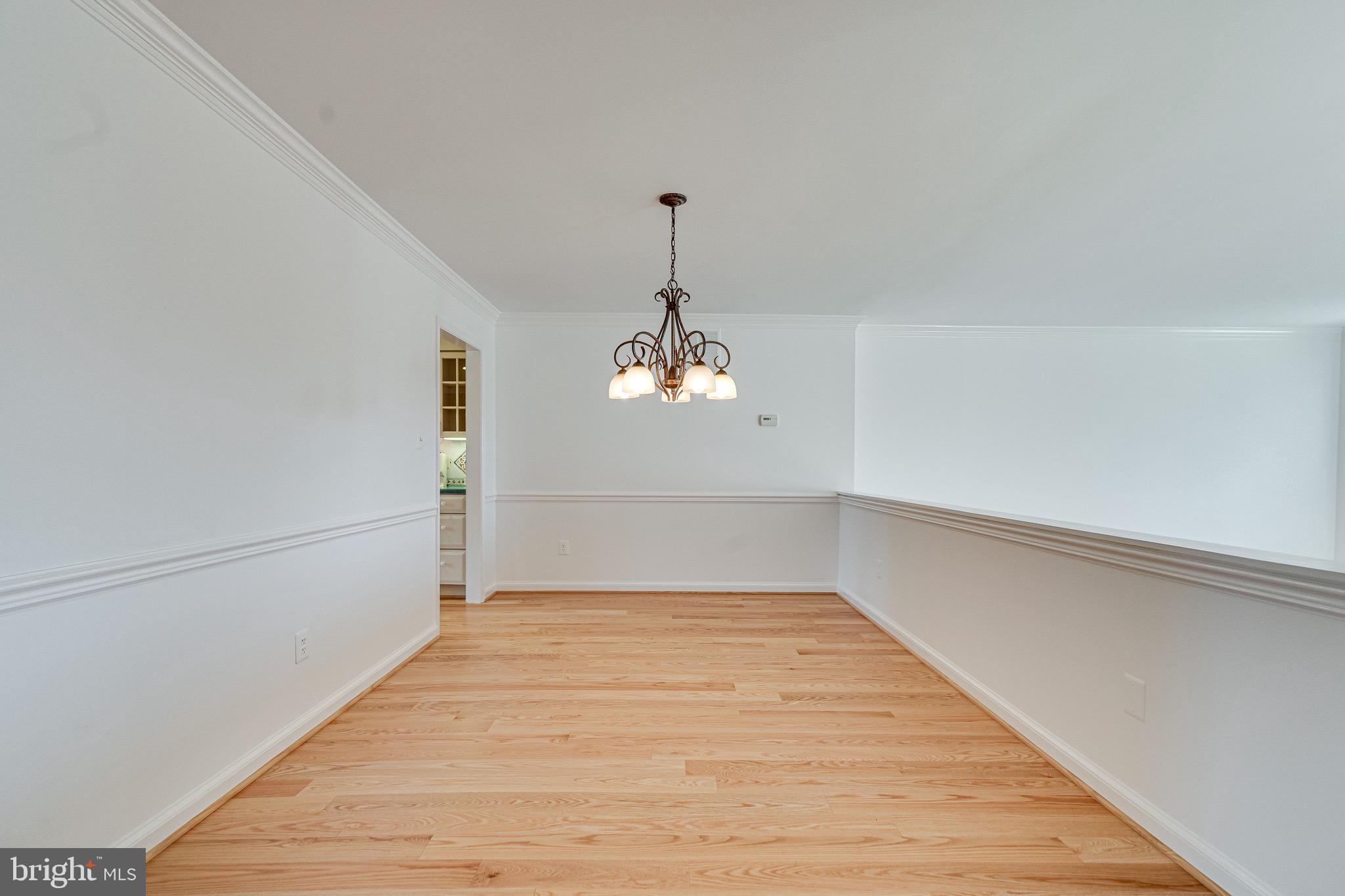 1423 McLean Mews Court McLean, VA 22101 - Photo 15 of 50