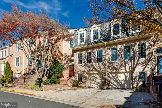 $5,500 | 1423 McLean Mews Court, McLean, VA 22101