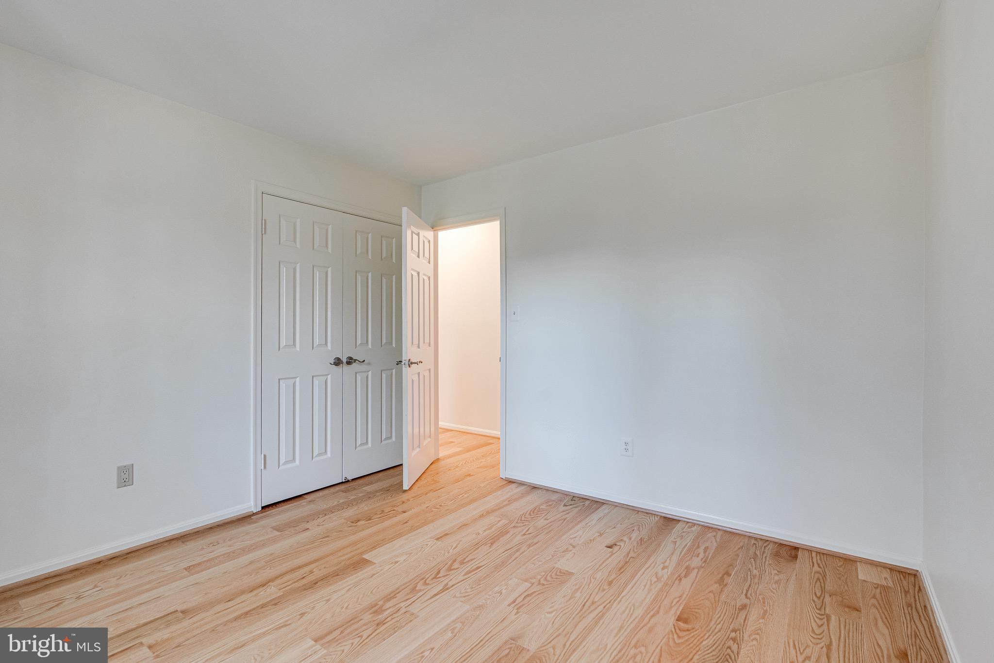 1423 McLean Mews Court McLean, VA 22101 - Photo 27 of 50