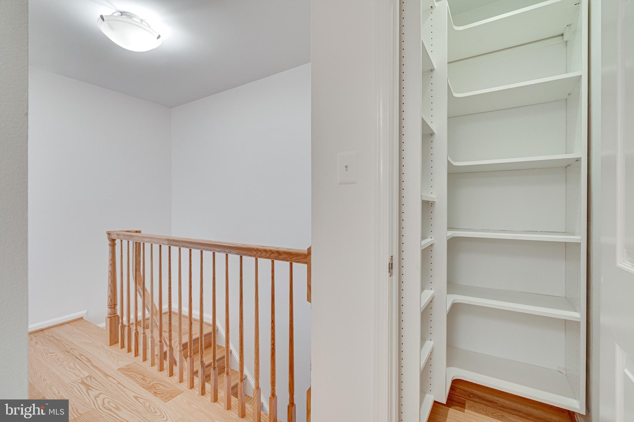 1423 McLean Mews Court McLean, VA 22101 - Photo 38 of 50