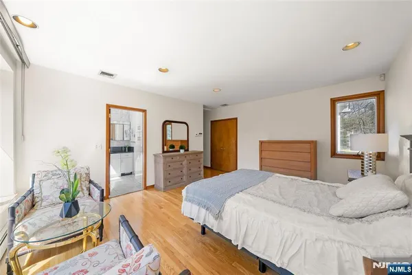 $1,299,900 | 19 Central Avenue, Demarest, NJ 07627