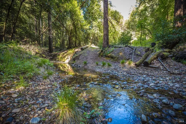 $1,285,625 | 625 Tzabaco Creek Road, Geyserville, CA 95441