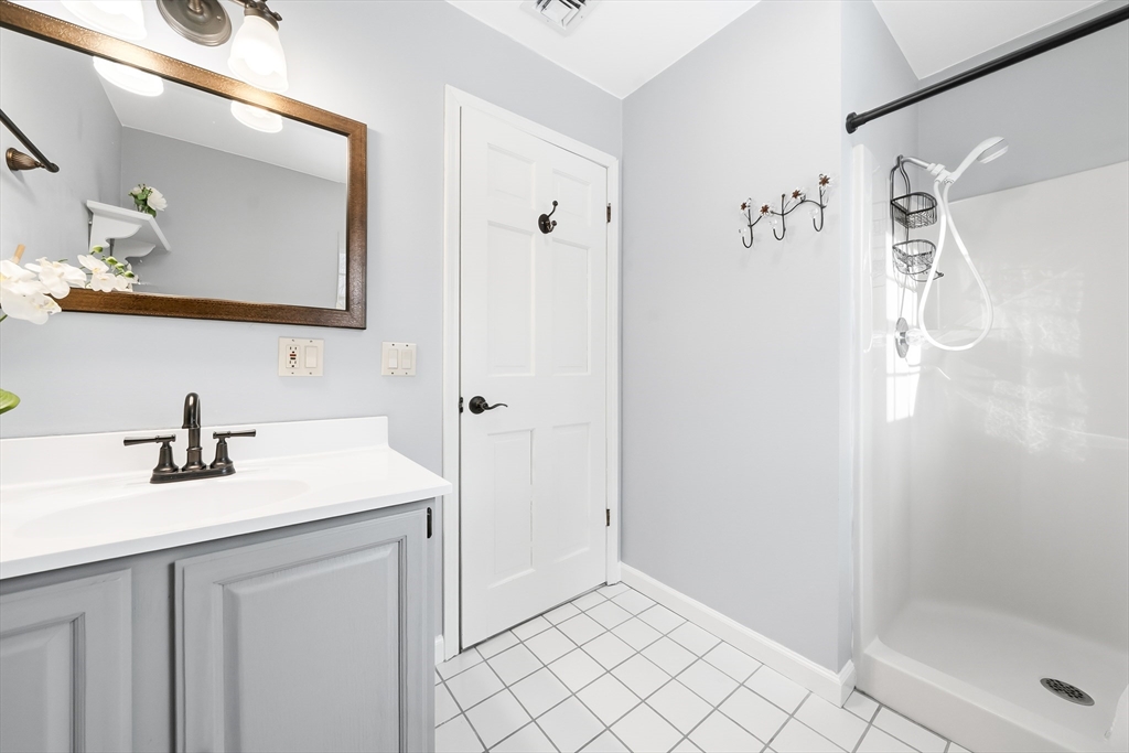 4 Northgate Circle Lexington, MA 02420 - Photo 28 of 42