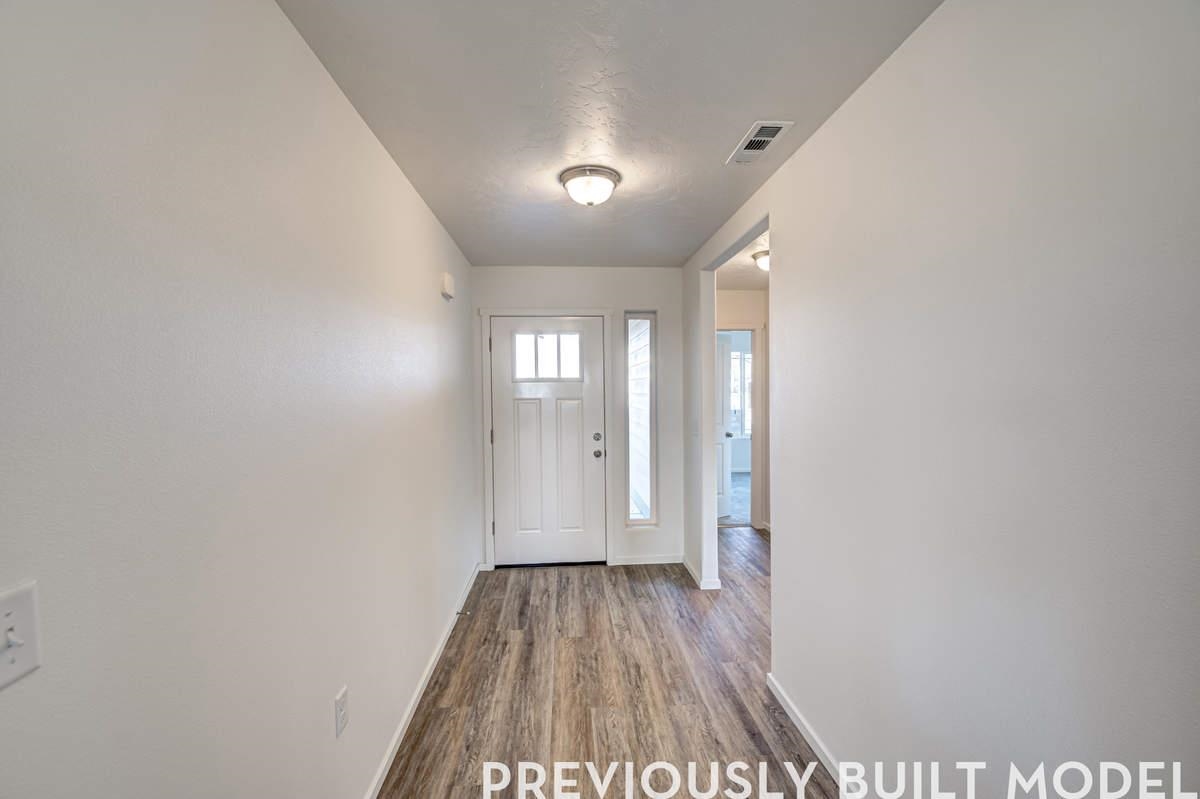 18805 East Riverside Avenue Spokane Valley, WA 99016 - Photo 2 of 13