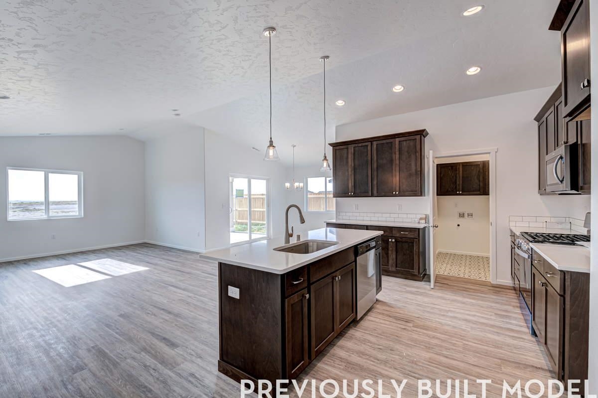 18805 East Riverside Avenue Spokane Valley, WA 99016 - Photo 5 of 13