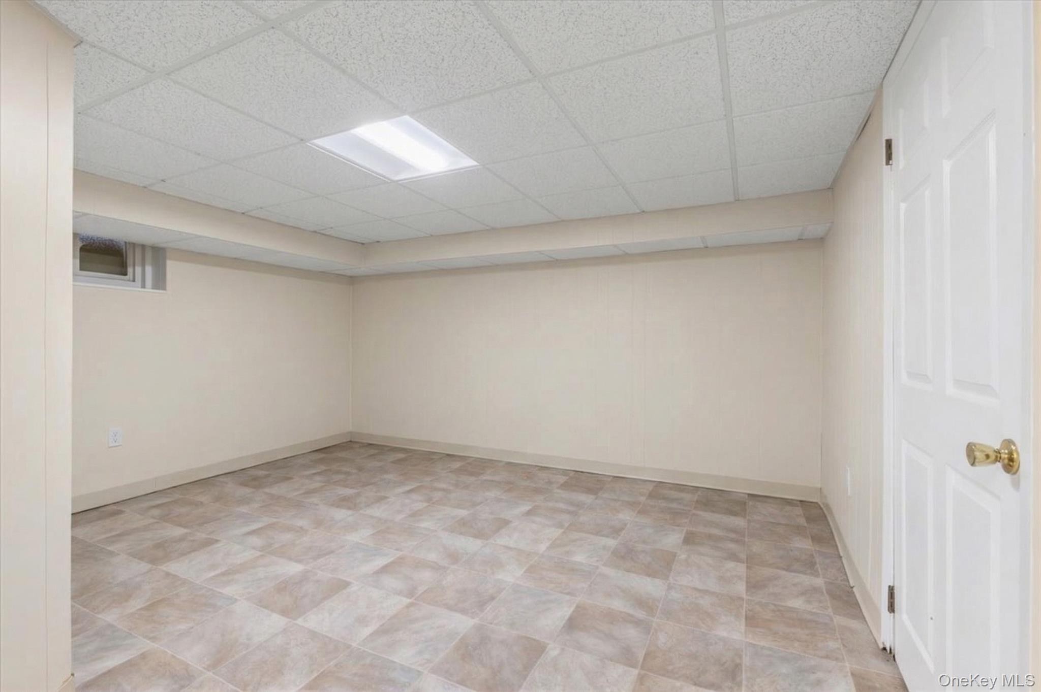 280 Knollwood Road White Plains, NY 10607 - Photo 27 of 36