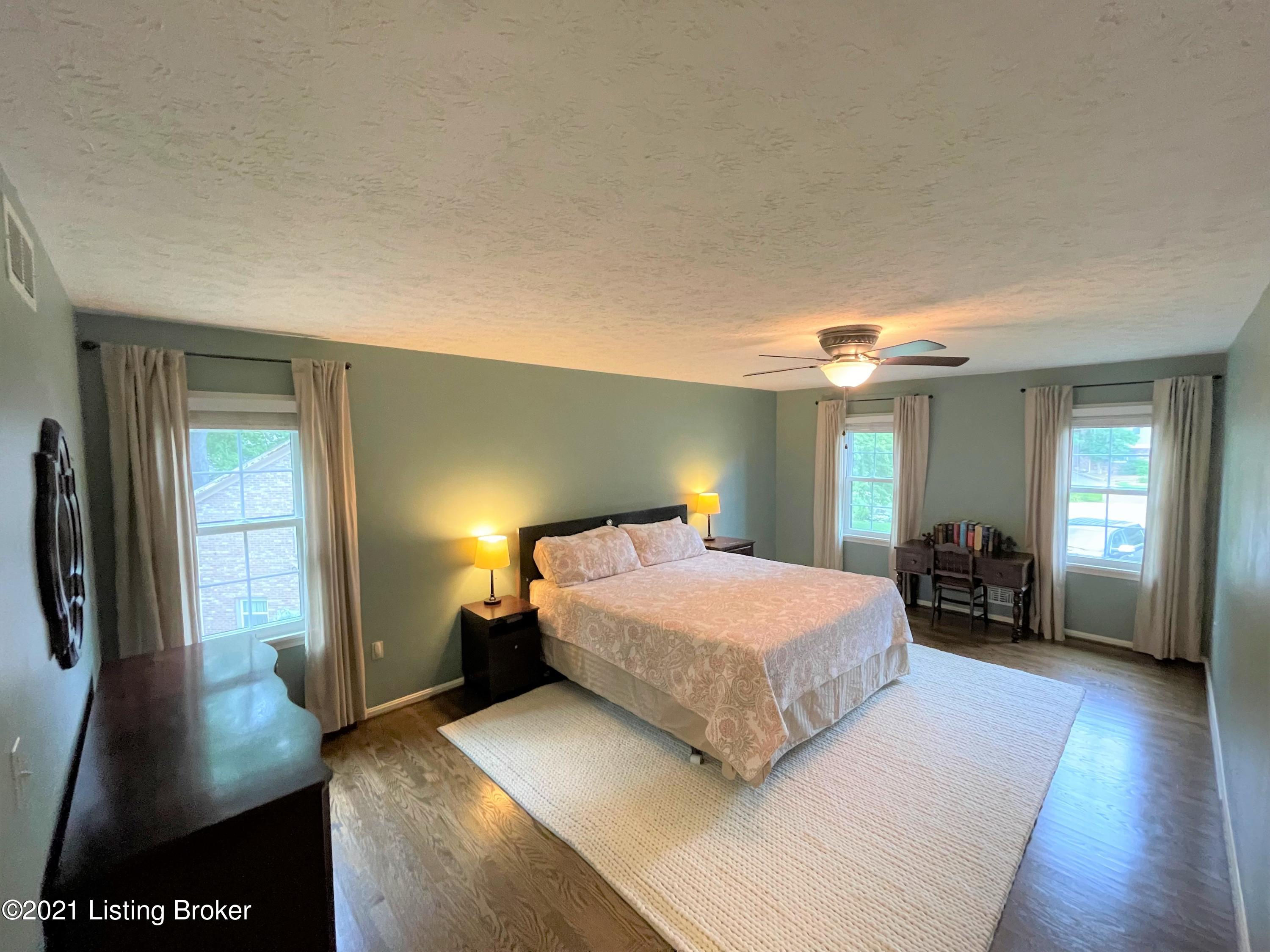 6702 Copperfield Road Louisville, KY 40207 - Photo 21 of 41 Primary Bedroom