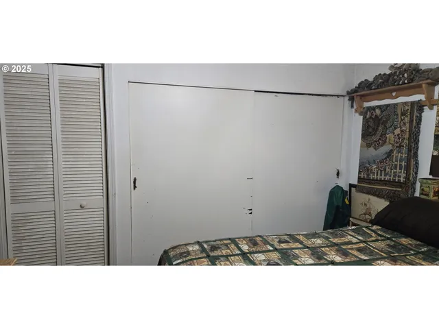 $250,000 | 5230 Azalea-Glen Road, Glendale, OR 97442