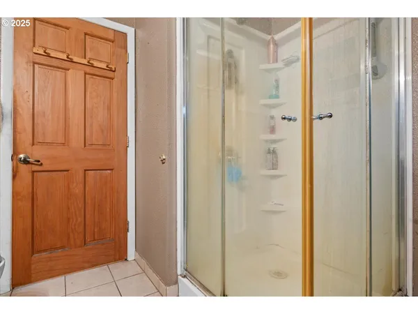 $249,000 | 5230 Azalea-Glen Road, Glendale, OR 97442