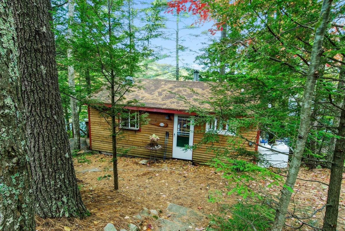 24 Ridge Road Barnstead, NH 03225 - Photo 2 of 27