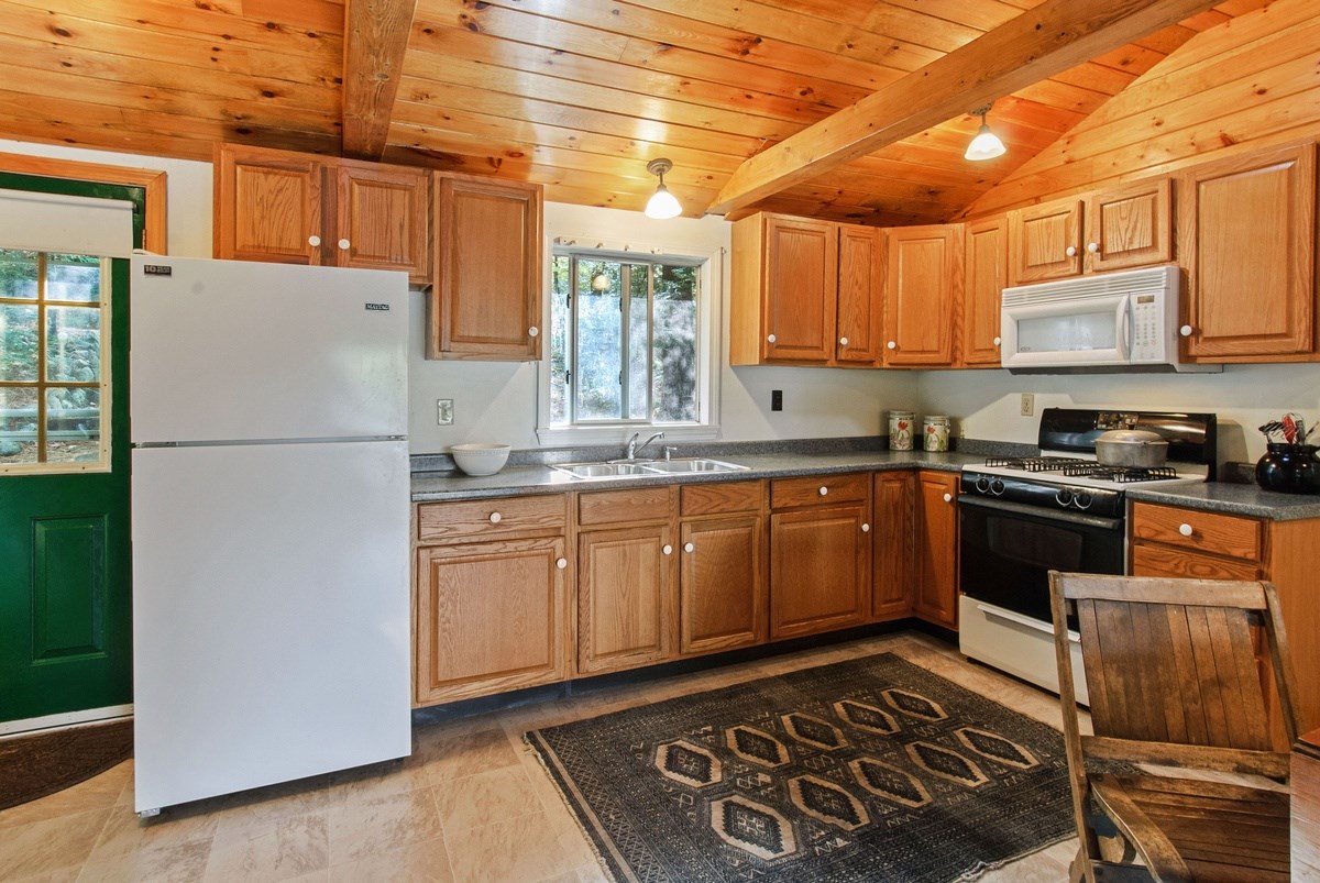 24 Ridge Road Barnstead, NH 03225 - Photo 4 of 27