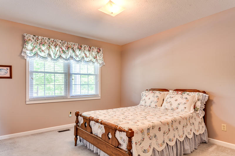 8249 Bonanza Road Powell, TN 37849 - Photo 20 of 40 020170809-3-8249BonanzaRdPowellTN-SMALL