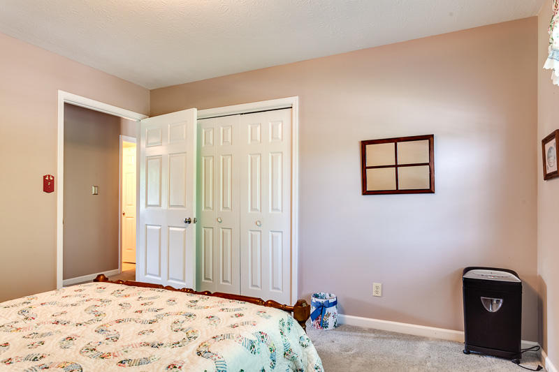 8249 Bonanza Road Powell, TN 37849 - Photo 21 of 40 021170809-3-8249BonanzaRdPowellTN-SMALL