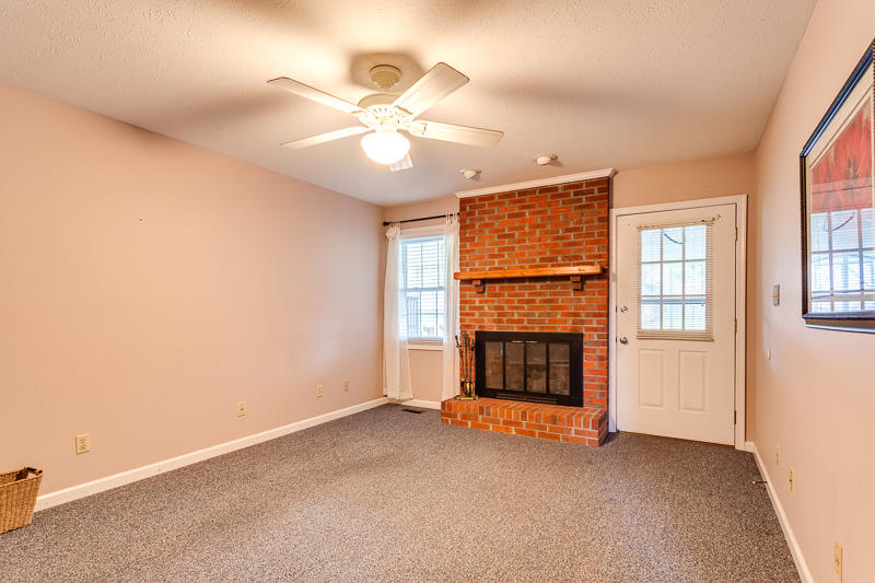 8249 Bonanza Road Powell, TN 37849 - Photo 10 of 40 010170809-3-8249BonanzaRdPowellTN-SMALL