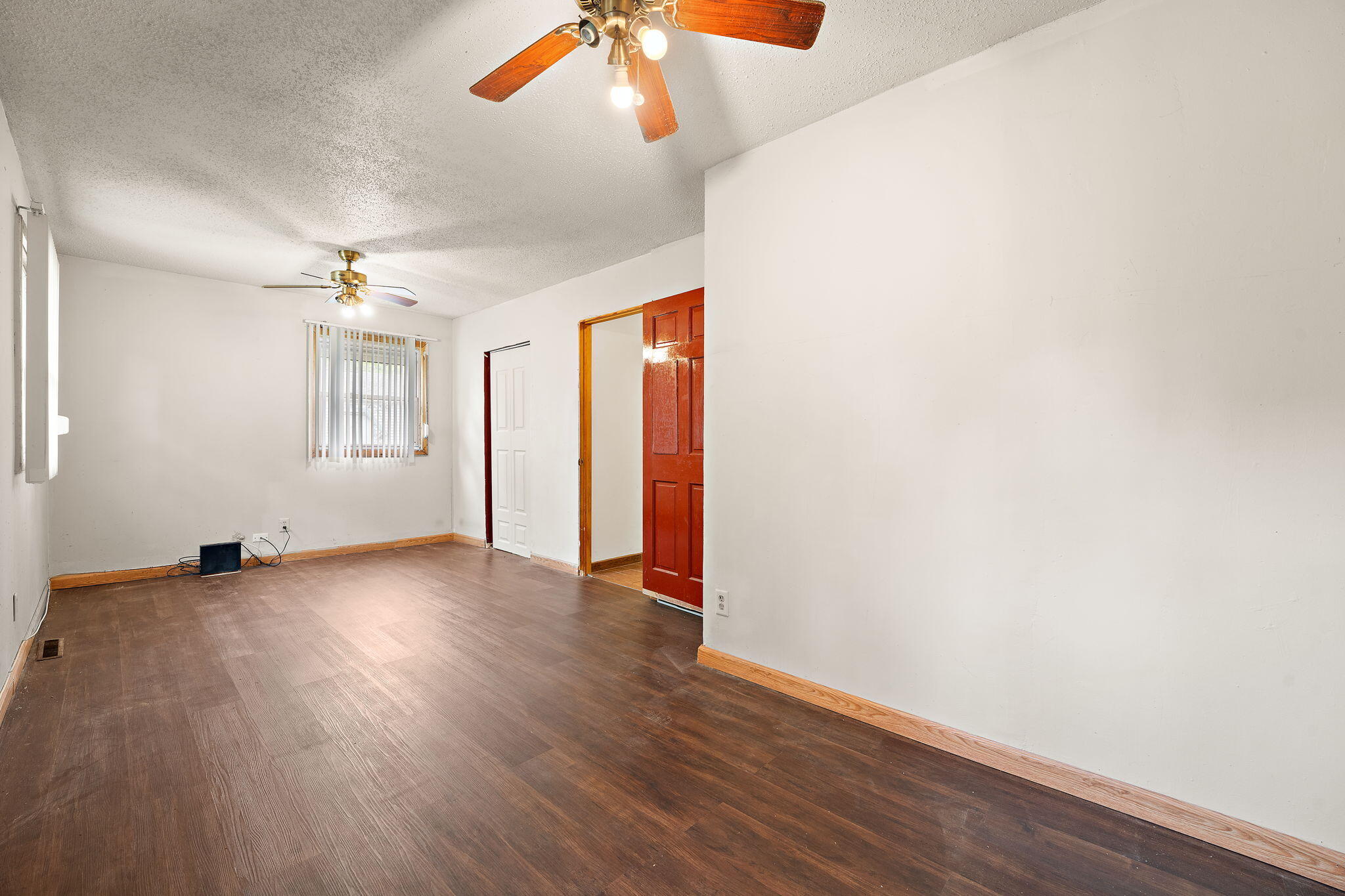 1021 Hamilton Place Gary, IN 46403 - Photo 9 of 22 2048x1365