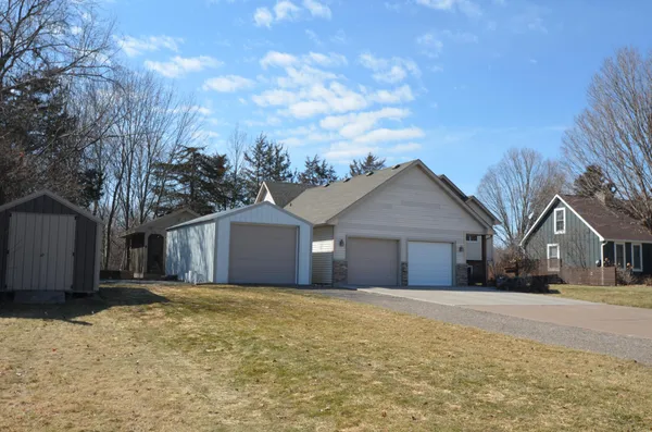 $445,000 | 31066 Cedar Ridge Drive, Lindstrom, MN 55045