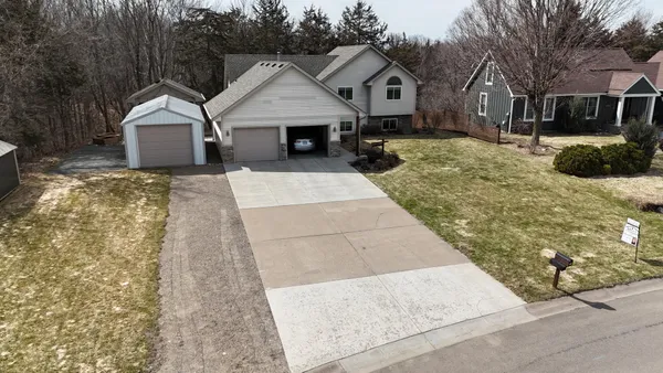 $445,000 | 31066 Cedar Ridge Drive, Lindstrom, MN 55045