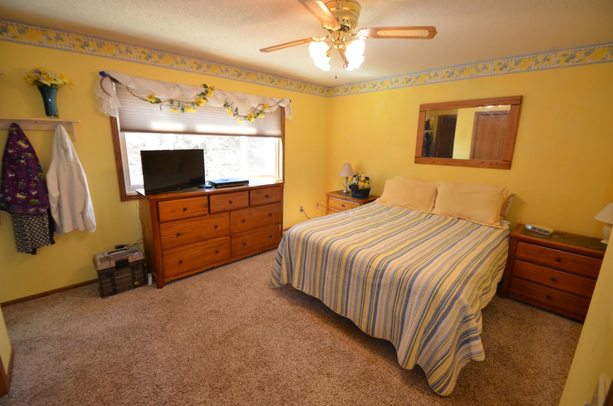 31066 Cedar Ridge Drive Lindstrom, MN 55045 - Photo 9 of 36